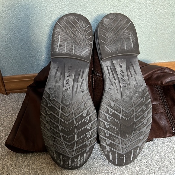 Size 9 brown heeled boots - Picture 4 of 5